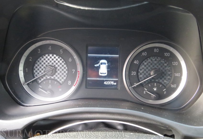 2019 Hyundai Veloster - Image 32