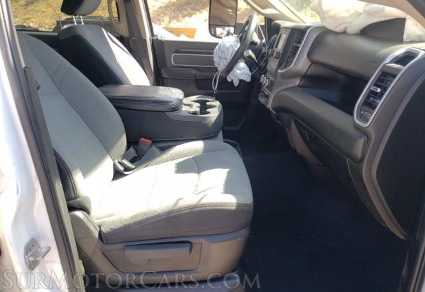 2019 Ram 2500 - Image 5