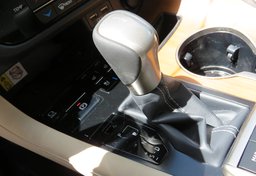 2021 Lexus RX - Image 44