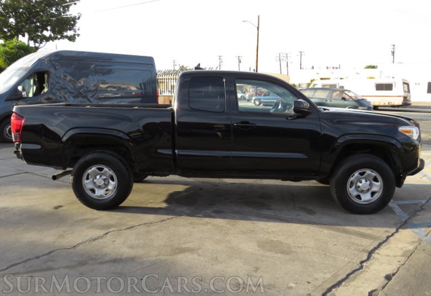 2019 Toyota Tacoma - Image 6
