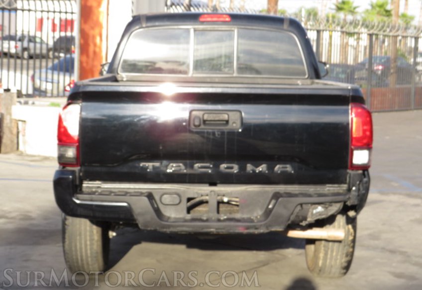 2019 Toyota Tacoma - Image 11