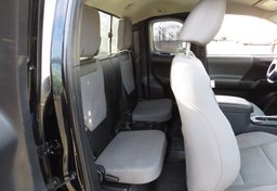 2019 Toyota Tacoma - Image 24