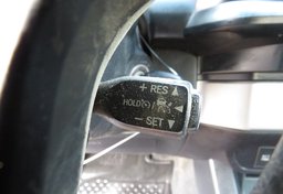 2019 Toyota Tacoma - Image 36