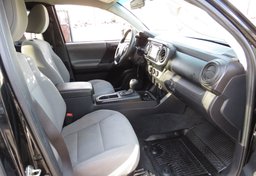 2019 Toyota Tacoma - Image 20