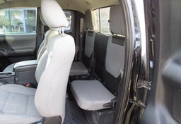 2019 Toyota Tacoma - Image 25