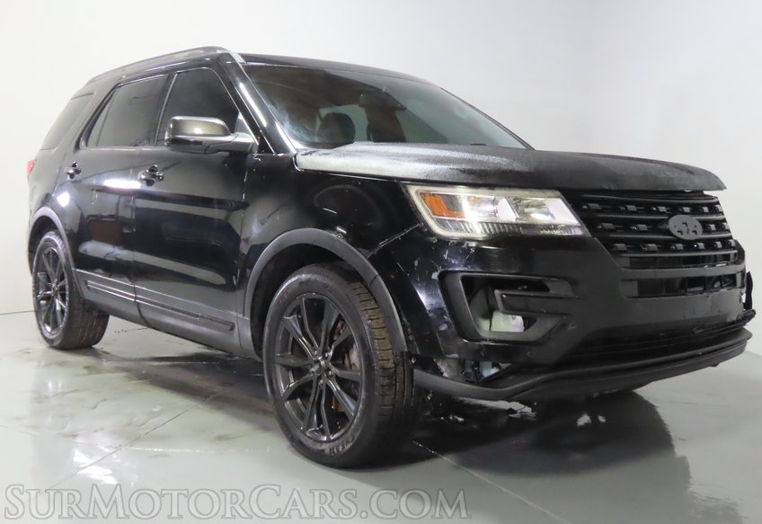 2017 Ford Explorer XLT - Image 3