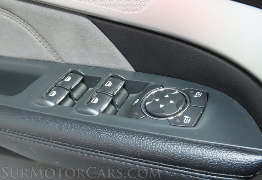 2017 Ford Explorer XLT - Image 48