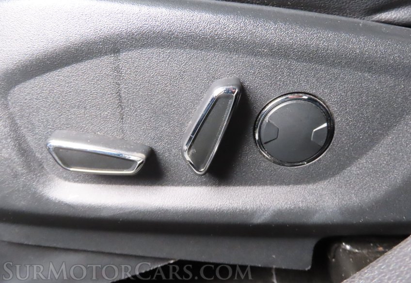 2017 Ford Explorer XLT - Image 46