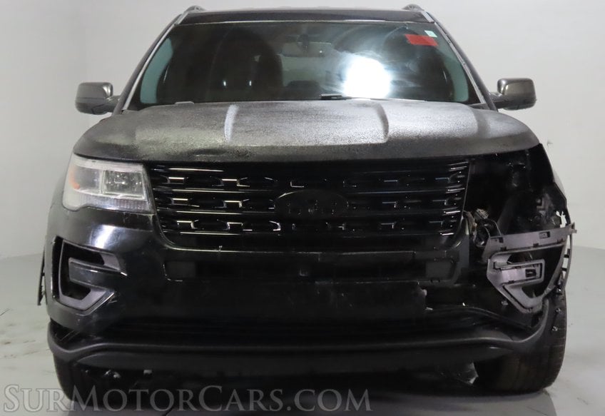 2017 Ford Explorer XLT - Image 11