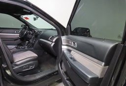 2017 Ford Explorer XLT - Image 18