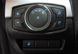 2017 Ford Explorer XLT - Image 41