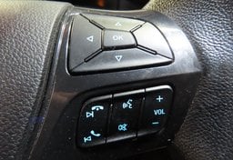 2017 Ford Explorer XLT - Image 31