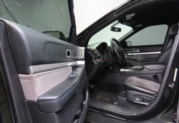 2017 Ford Explorer XLT - Image 22