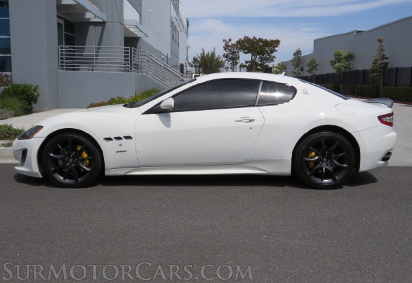 2015 Maserati GranTurismo - Image 12