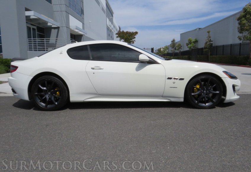 2015 Maserati GranTurismo - Image 8