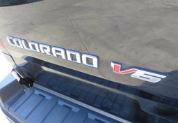 2017 Chevrolet Colorado - Image 16