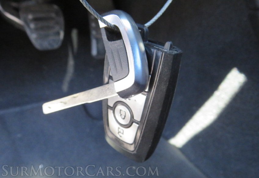 2020 Ford Mustang - Image 30