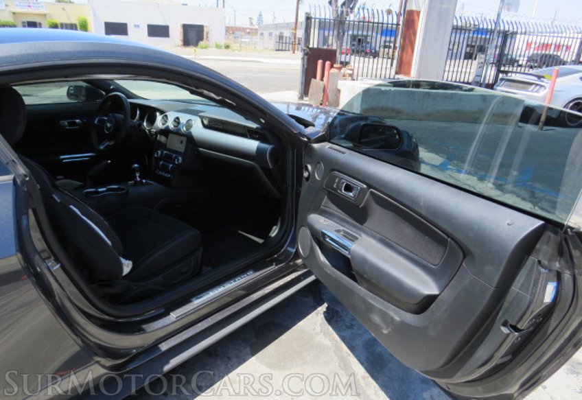 2020 Ford Mustang - Image 21