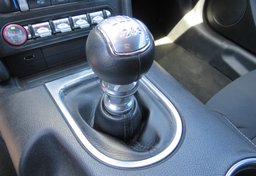 2020 Ford Mustang - Image 37