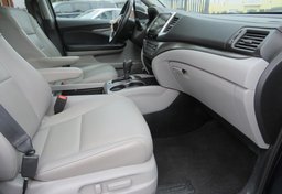 2016 Honda Pilot - Image 28