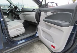 2016 Honda Pilot - Image 22