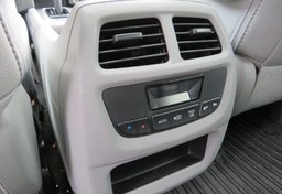 2016 Honda Pilot - Image 50