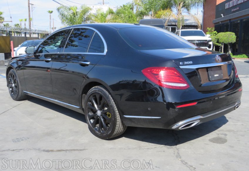 2017 Mercedes-Benz E-Class - Image 9