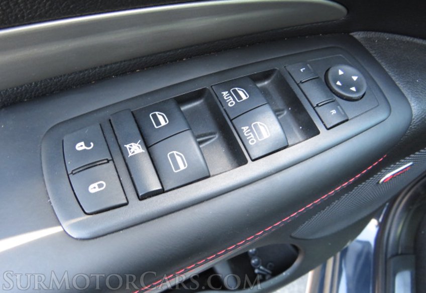 2017 Dodge Durango - Image 46