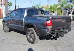 2016 Toyota Tacoma - Image 10