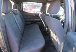 2016 Toyota Tacoma - Image 32