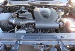 2016 Toyota Tacoma - Image 49