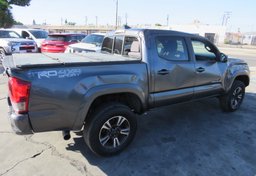 2016 Toyota Tacoma - Image 8