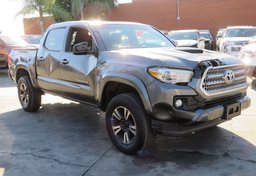 2016 Toyota Tacoma - Image 4