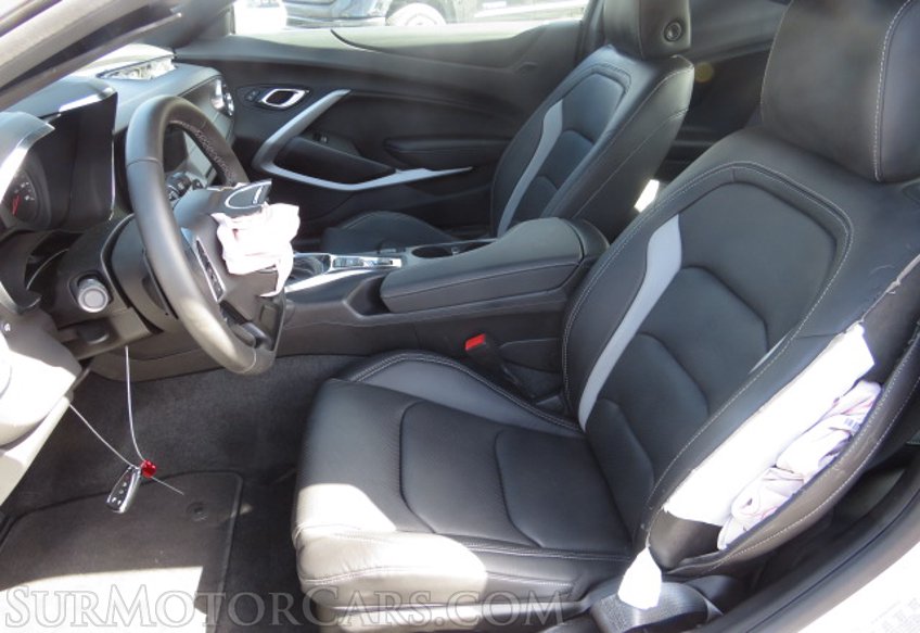 2021 Chevrolet Camaro - Image 21