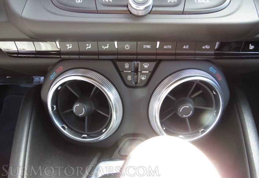 2021 Chevrolet Camaro - Image 41