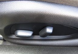 2021 Chevrolet Camaro - Image 34