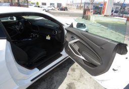 2021 Chevrolet Camaro - Image 20