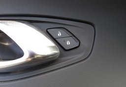 2021 Chevrolet Camaro - Image 38