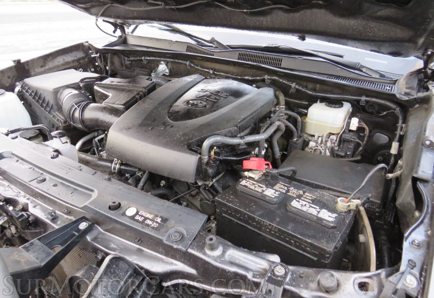 2017 Toyota Tacoma - Image 39