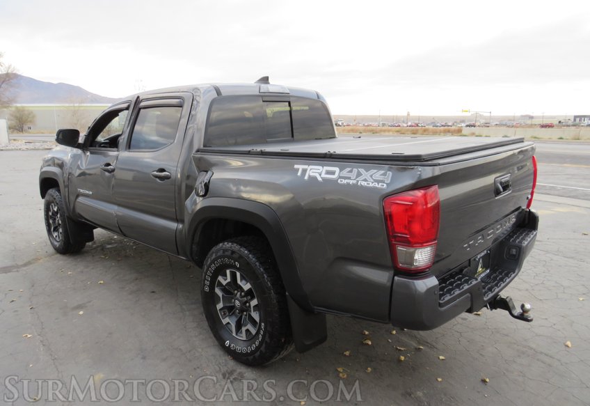 2017 Toyota Tacoma - Image 5