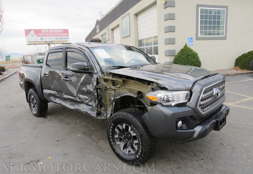 2017 Toyota Tacoma - Image 4