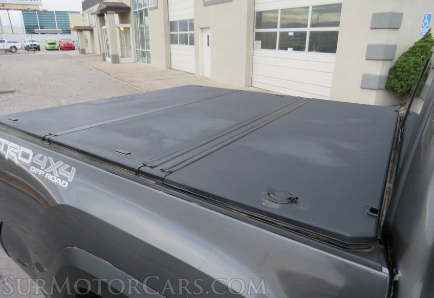 2017 Toyota Tacoma - Image 16