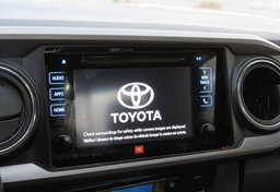 2017 Toyota Tacoma - Image 28