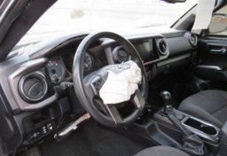 2017 Toyota Tacoma - Image 21