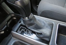 2017 Toyota Tacoma - Image 32