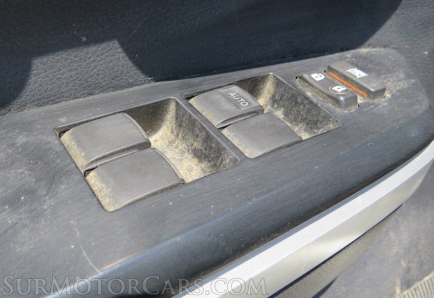 2015 Toyota Tundra 4WD Truck - Image 46