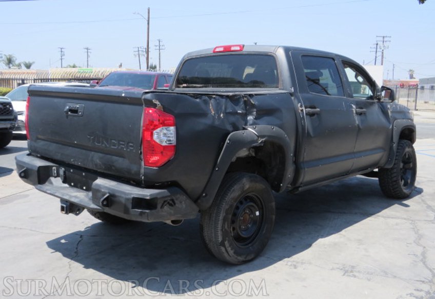 2015 Toyota Tundra 4WD Truck - Image 7