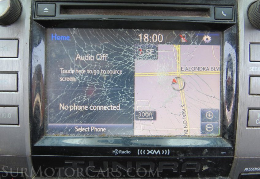 2015 Toyota Tundra 4WD Truck - Image 35