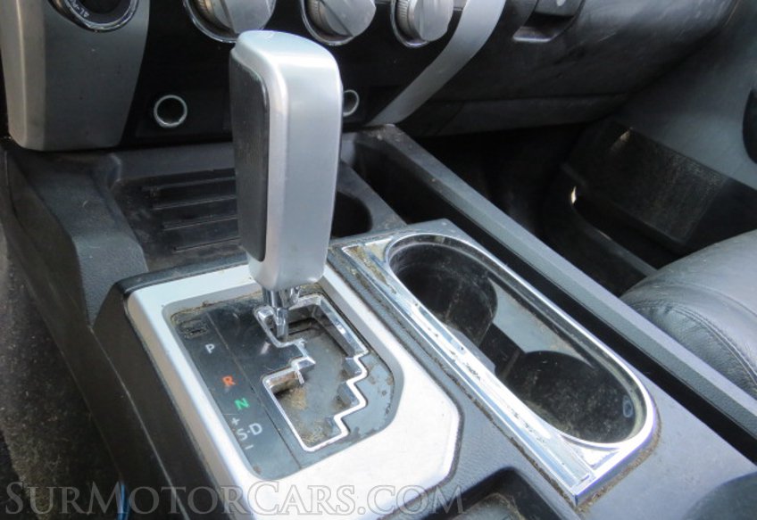 2015 Toyota Tundra 4WD Truck - Image 43