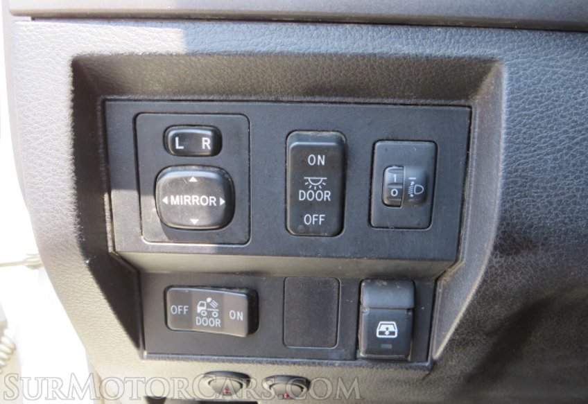 2015 Toyota Tundra 4WD Truck - Image 40